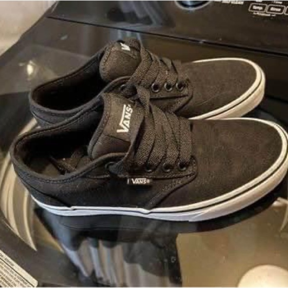 Brand new men’s vans